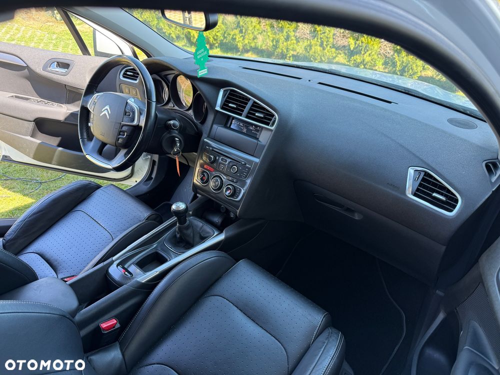 Citroën C4 VTi 120 Exclusive - 31