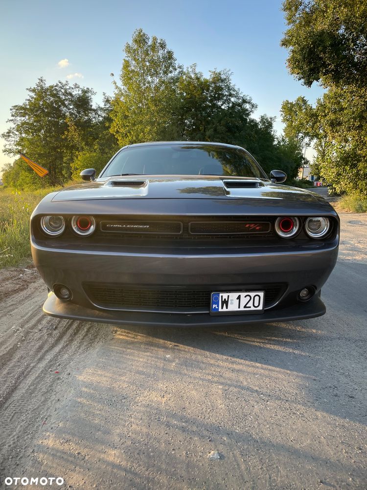 Dodge Challenger - 6