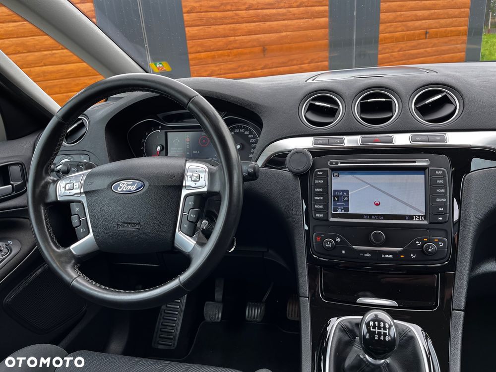 Ford S-Max 1.6 T Titanium - 32