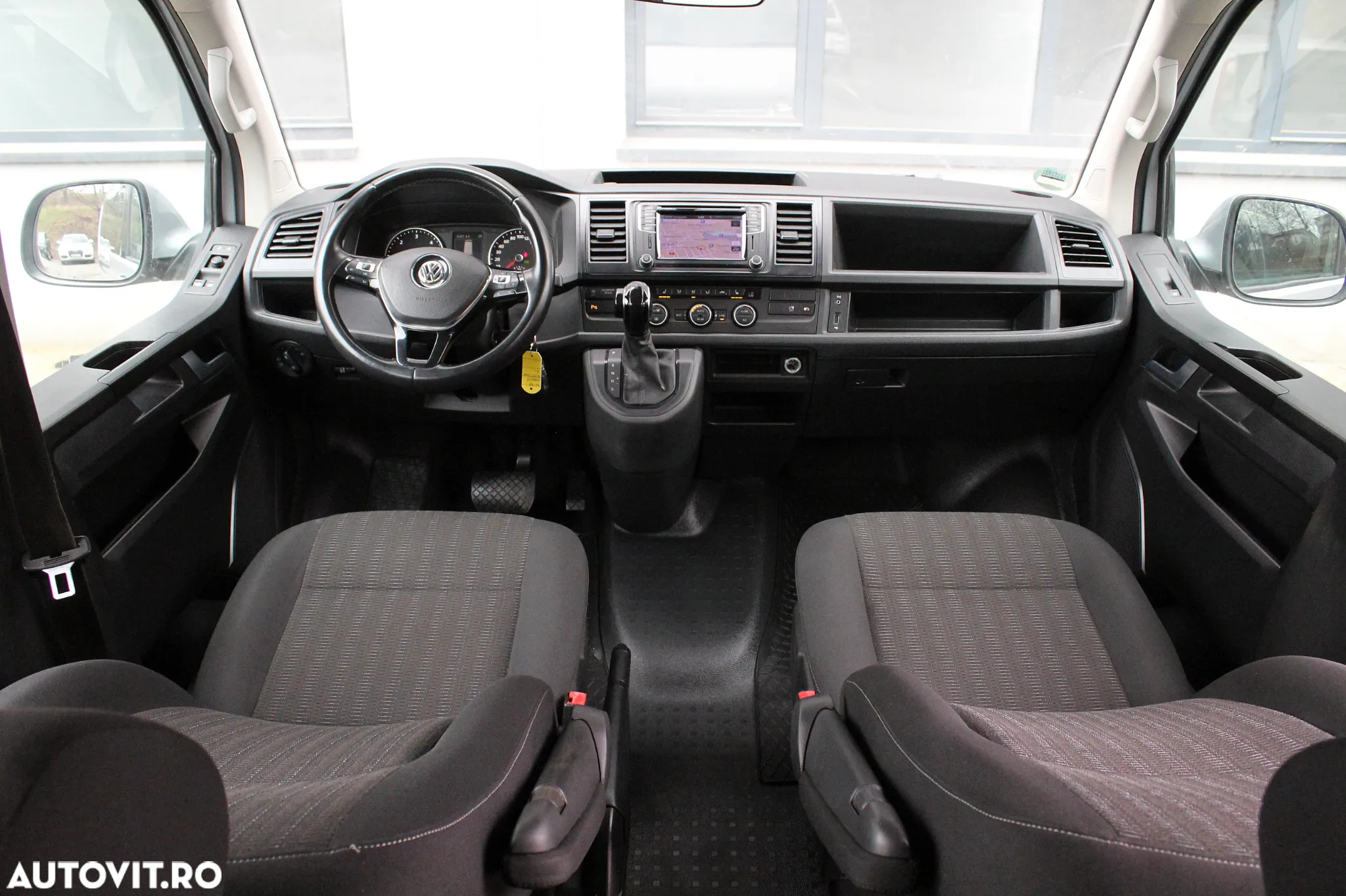 Volkswagen Caravelle T6.1 2.0 TDI 150 kW LR Comfortline DSG - 6