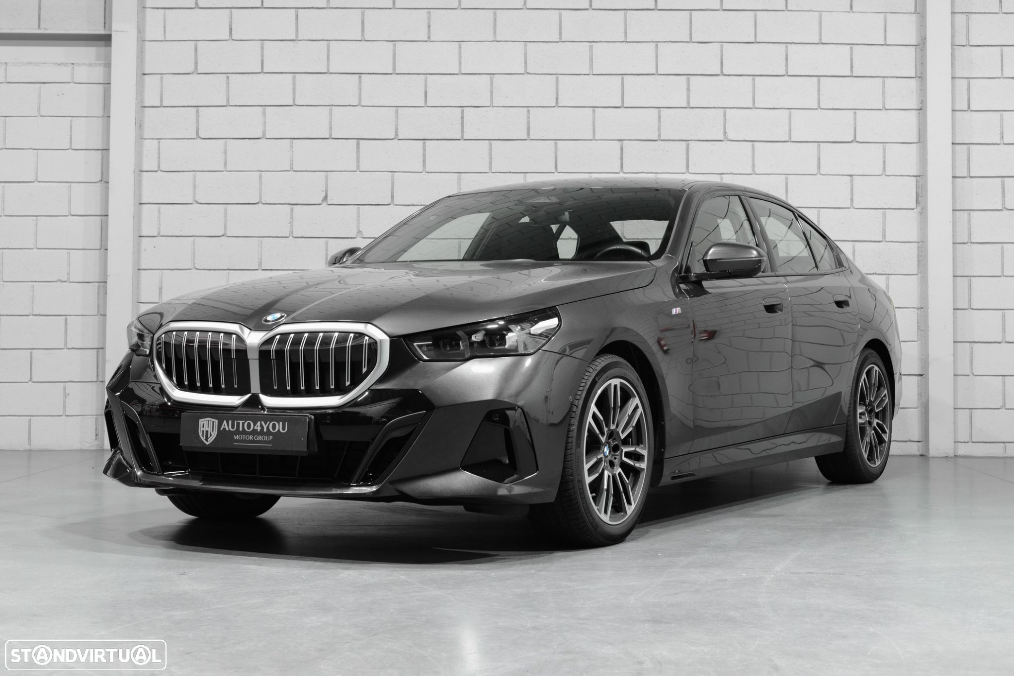 BMW 520 d Pack Desportivo M - 1