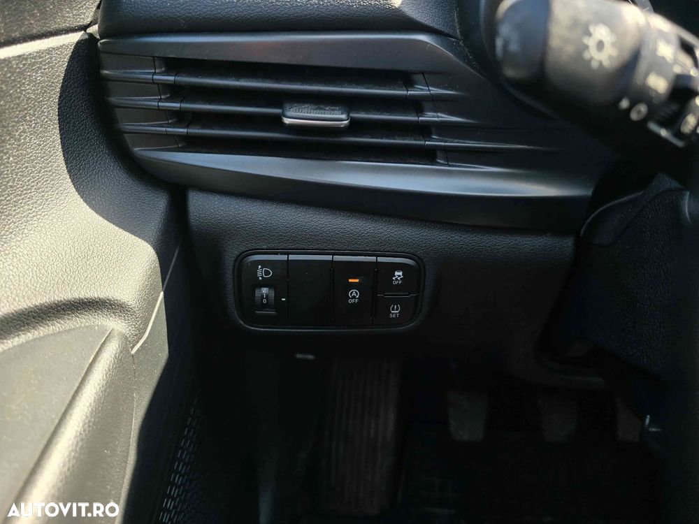 HYUNDAI i20 2021 — imagine 15