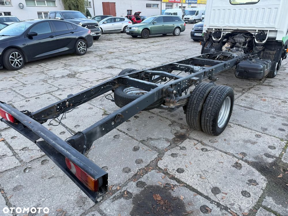 Nissan Cabstar - 4