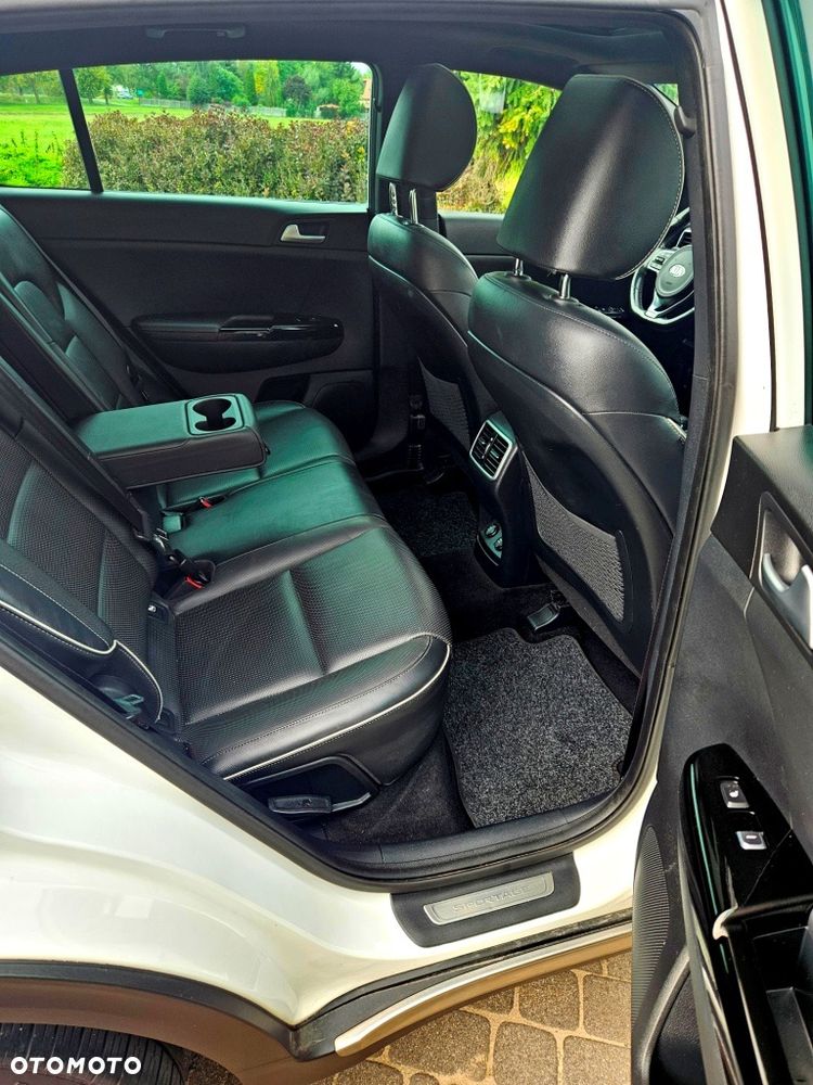 Kia Sportage 2.0 CRDI 4WD Dream-Team Edition - 20