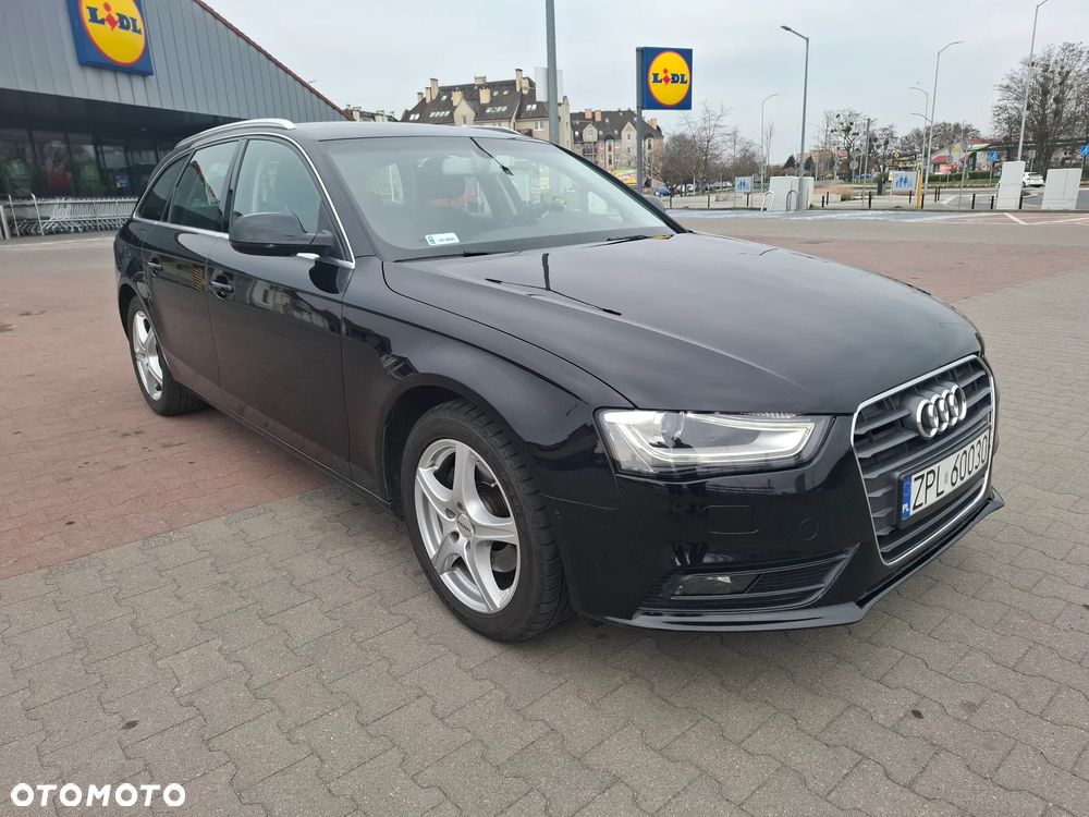 Audi A4 Avant 2.0 TDI DPF Ambiente - 1