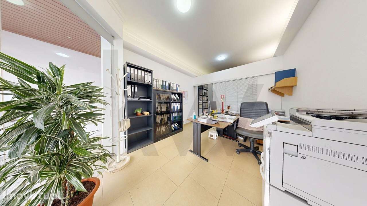 Prédio Tipologia T4, escritório c/ Entrada Independente, Terraço, Quin - Grande imagem: 4/57