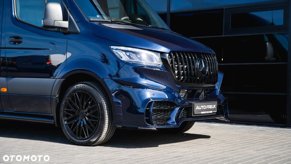 Mercedes-Benz Sprinter - 2