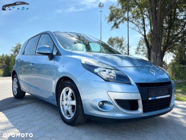 Renault Scenic 2.0 16V Privilege CVT Euro5