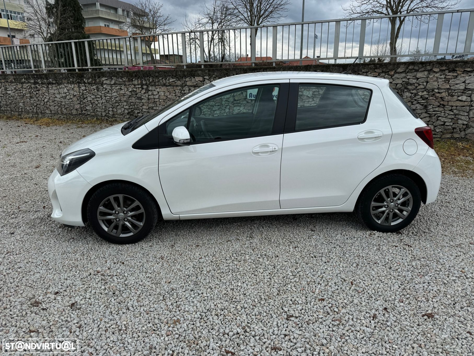 Toyota Yaris 1.0 VVT-i Comfort - 5