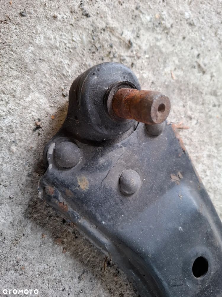 WAHACZ LEWY OPEL CORSA E ADAM SLASK WYSYLKA - 2