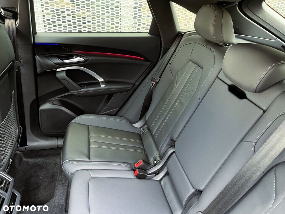 Audi Q5 Sportback - 28
