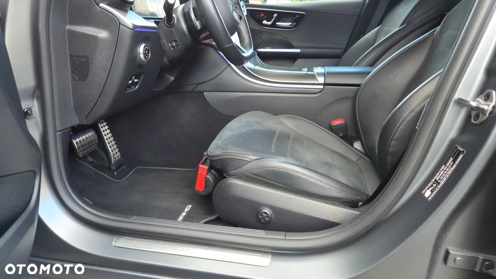 Mercedes-Benz Klasa C 300 d 9G-TRONIC AMG Line Advanced - 24