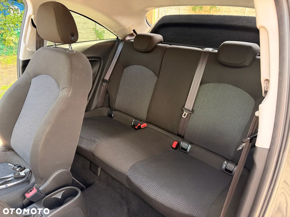 Opel Corsa 1.4 Active - 33