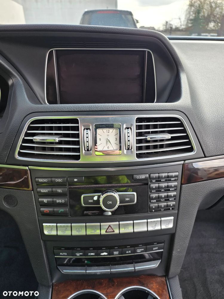 Mercedes-Benz Klasa E 350 7G-TRONIC - 16