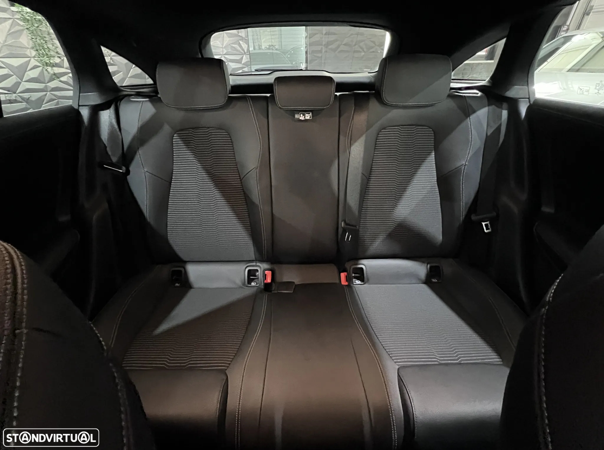 Mercedes-Benz CLA 180 d Shooting Brake 7G-DCT - 7