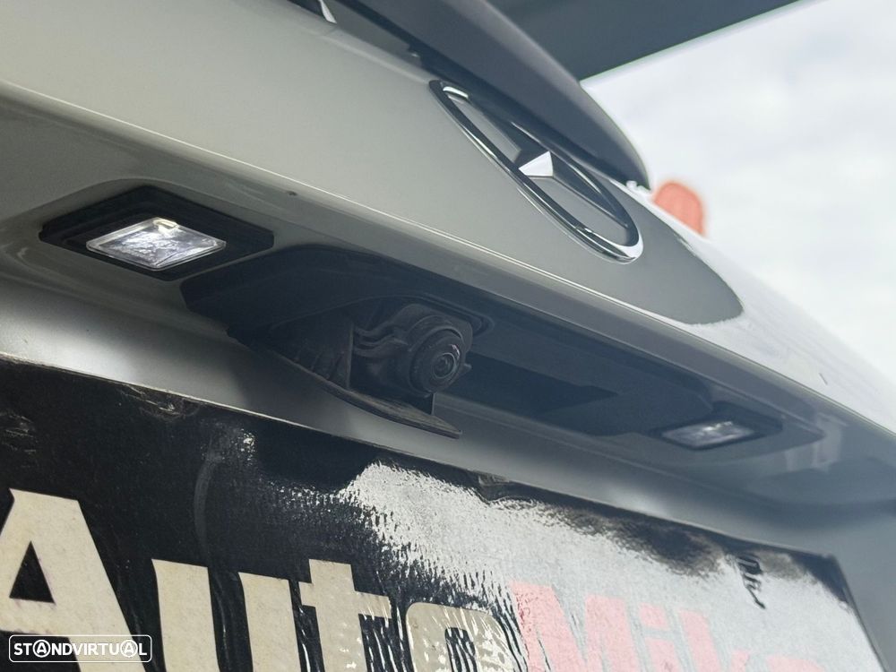 Mercedes-Benz A 250 e AMG Line - 26