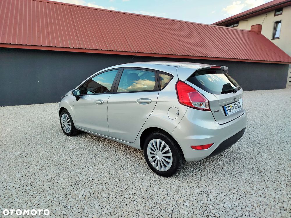 Ford Fiesta - 17