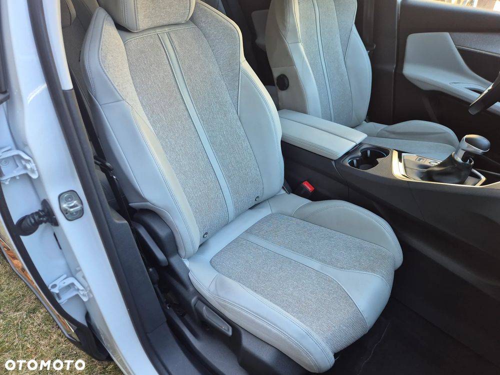 Peugeot 3008 BlueHDi 130 Stop & Start Allure - 33