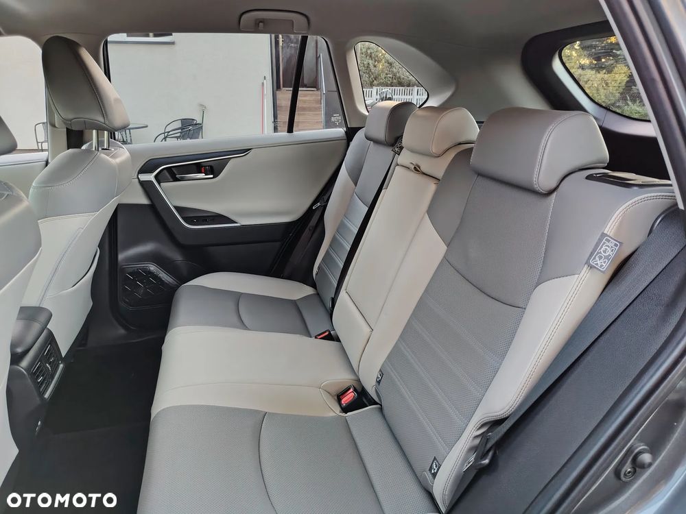 Toyota RAV4 2.5 Hybrid Executive 4x4 - 31