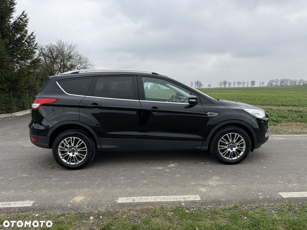 Ford Kuga 2.0 TDCi 4x2 Titanium - 14