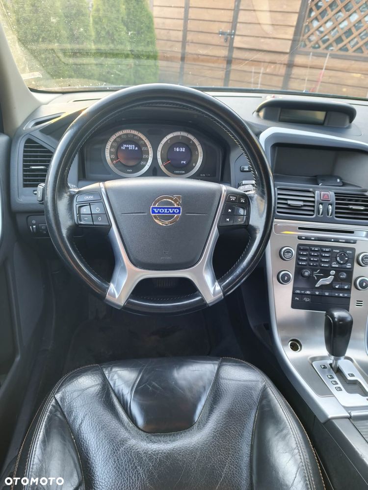 Volvo XC 60 - 12