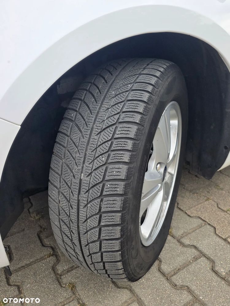 Ford S-Max 2.0 Titanium - 25