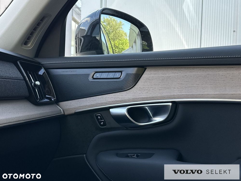 Volvo XC 90 - 21