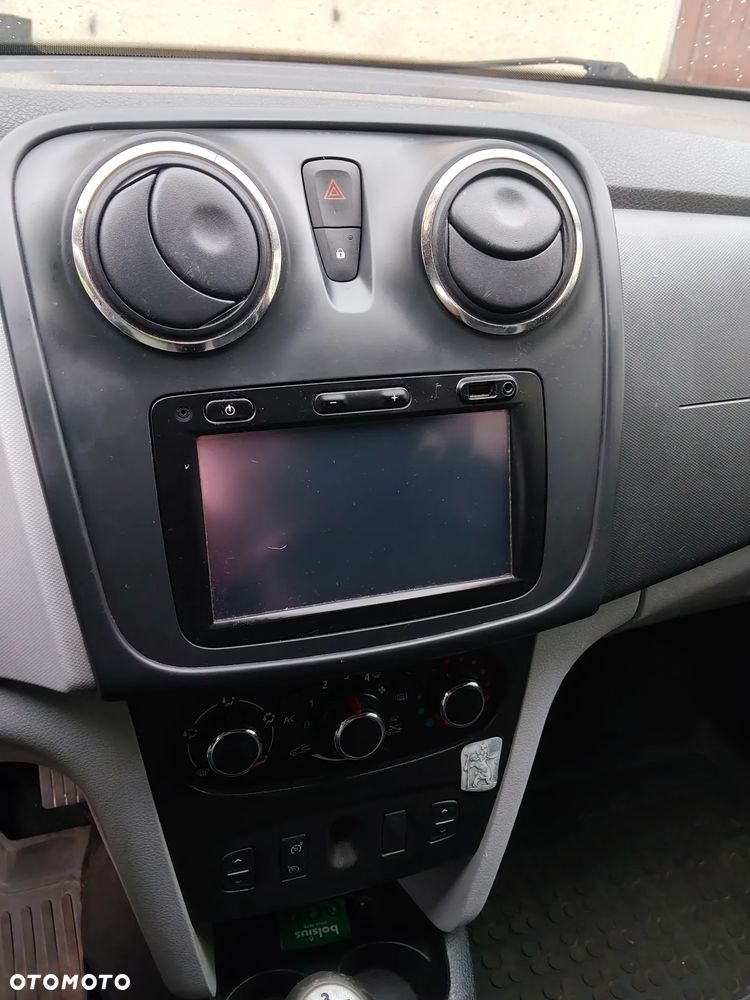 Dacia Sandero 1.5 dCi Laureate - 5