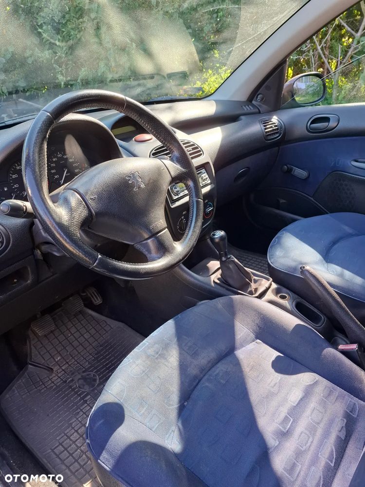 Peugeot 206 1.1 XR Presence - 10