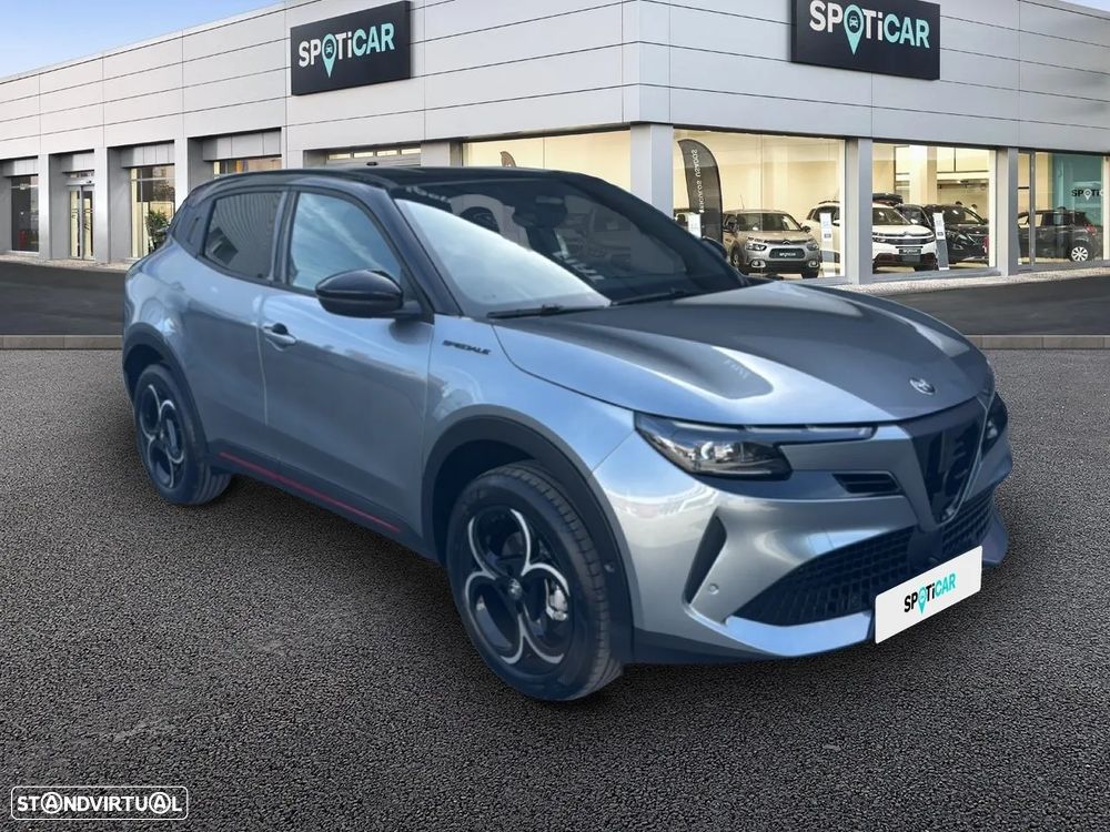 Alfa Romeo Junior 1.2 Speciale eDCT6 - 3