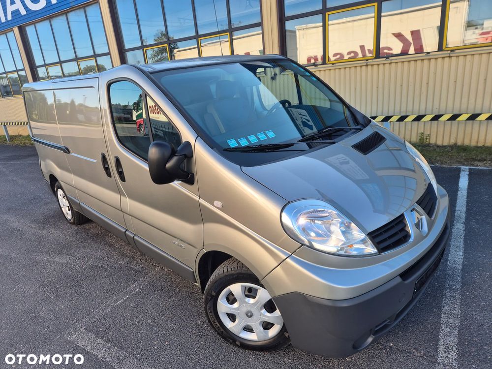 Renault TRAFIC - 13