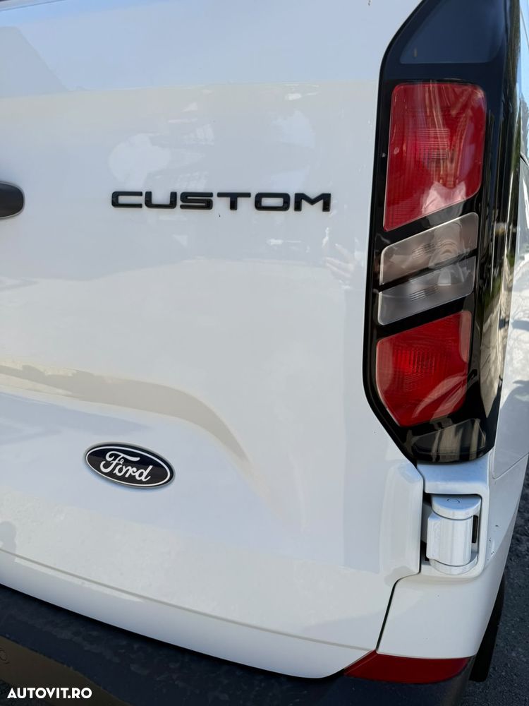 Ford Transit - 12