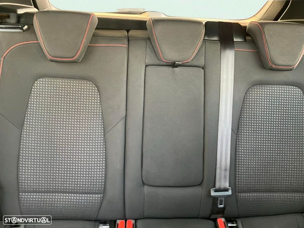 Ford Focus 1.0 EcoBoost MHEV ST-Line - 17