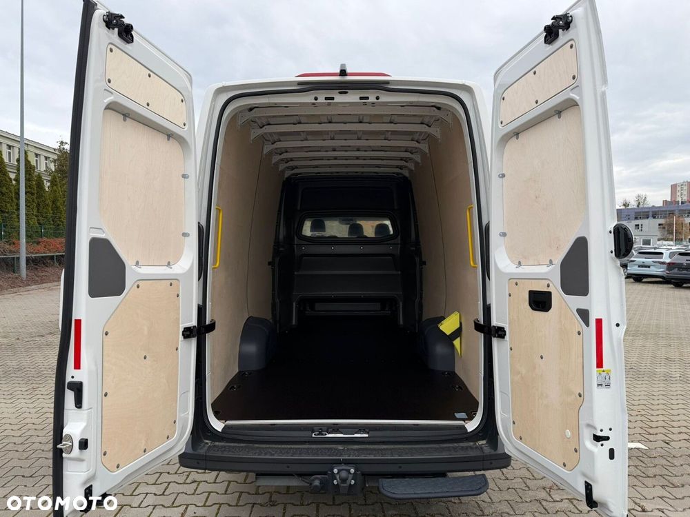 Volkswagen Crafter - 8