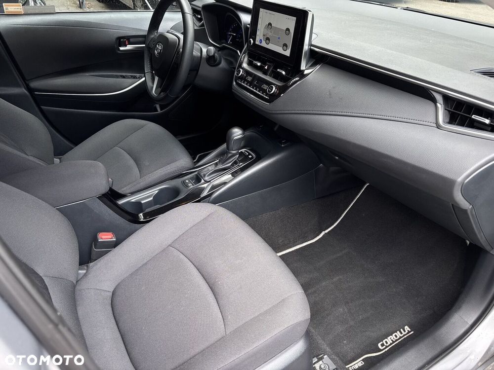 Toyota Corolla 1.8 Hybrid Comfort - 22