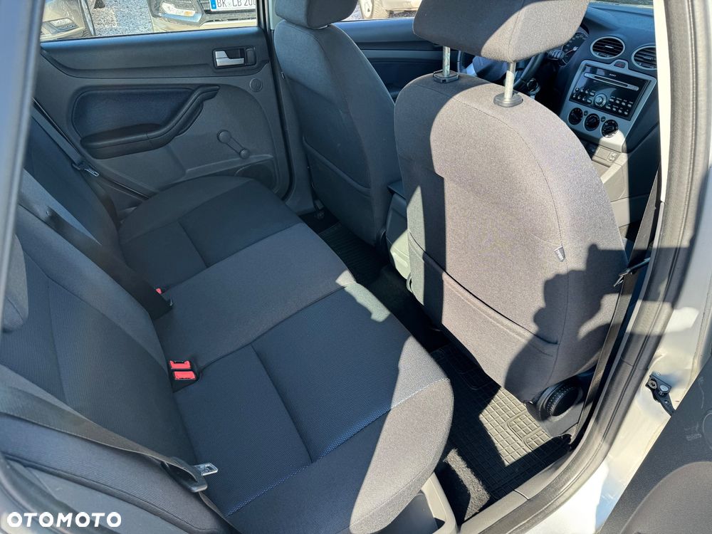 Ford Focus - 16