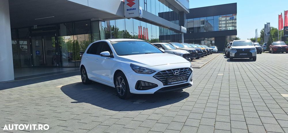 Hyundai i30 1.5 110CP M/T Highway - 2