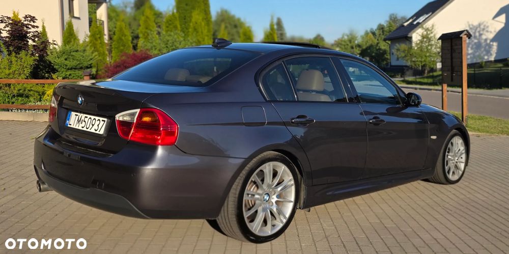BMW Seria 3 330i - 2