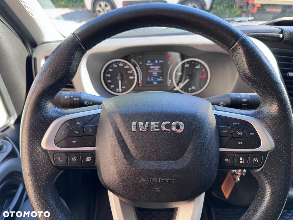 Iveco Daily 35-S18 3.0l winda kontener 8ep - 22