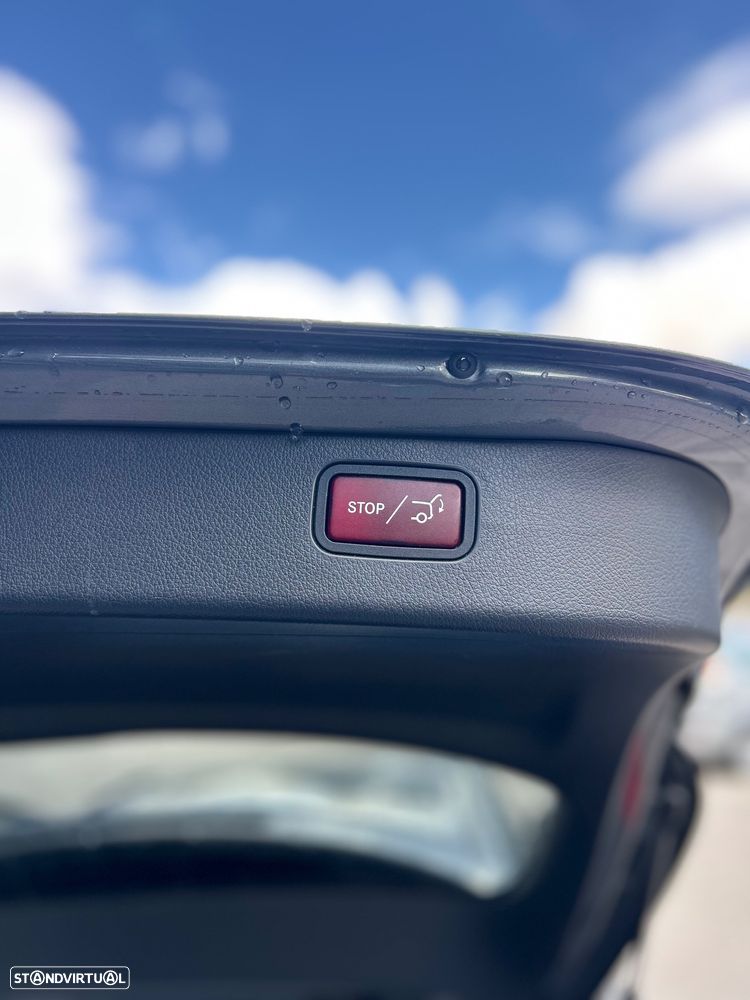 Mercedes-Benz C 300 e AMG Line - 22
