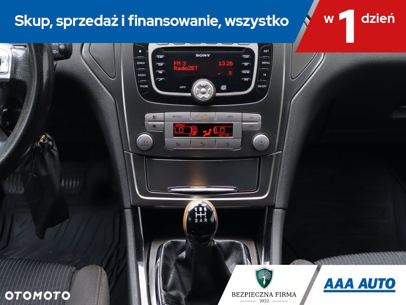 Ford Mondeo - 17