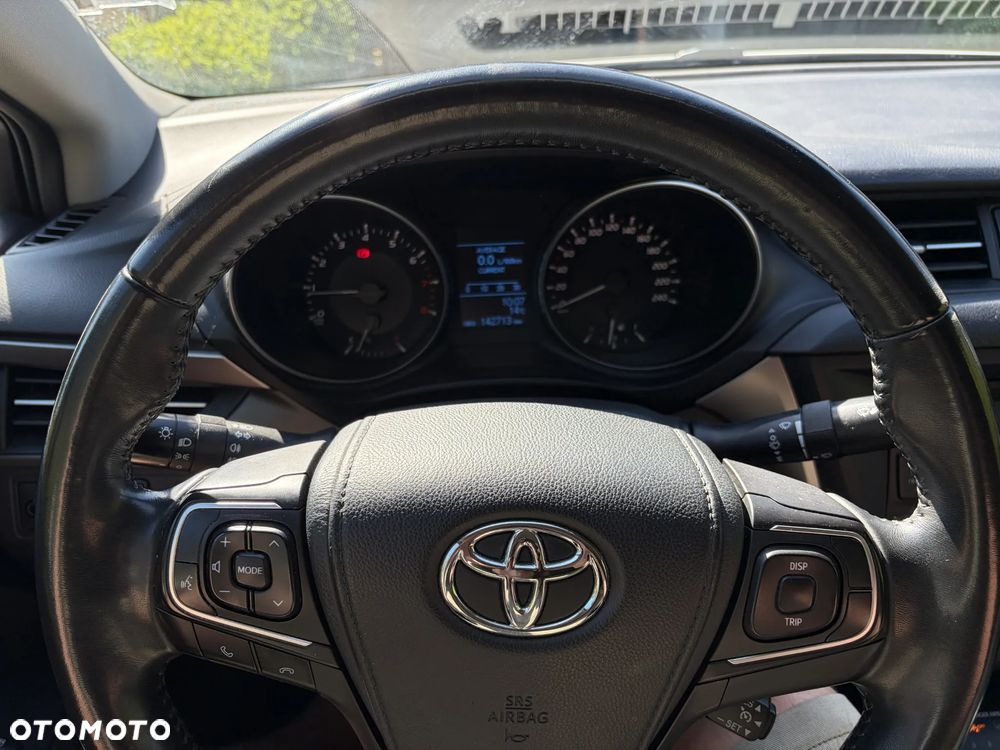 Toyota Avensis 1.8 Active - 5