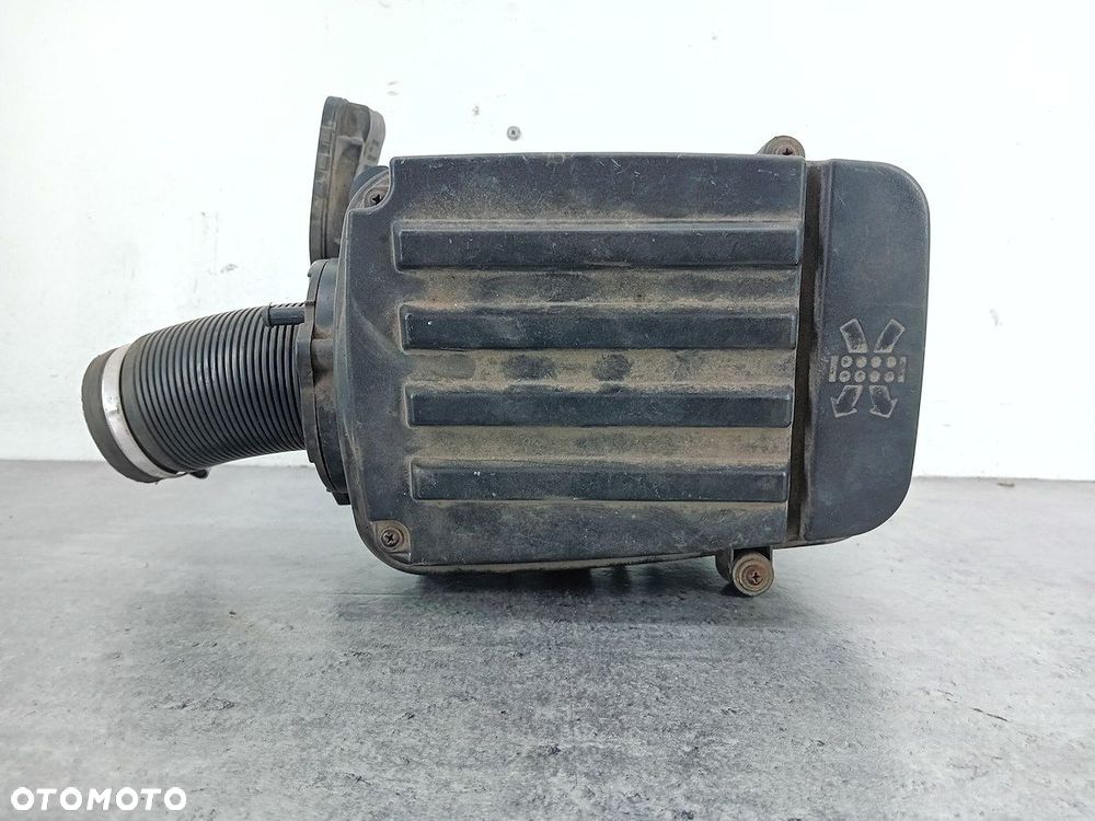 OBUDOWA FILTRA POWIETRZA VW PASSAT B6 1K0129607C 1K0129601F 1K0129620C 2.0 - 5