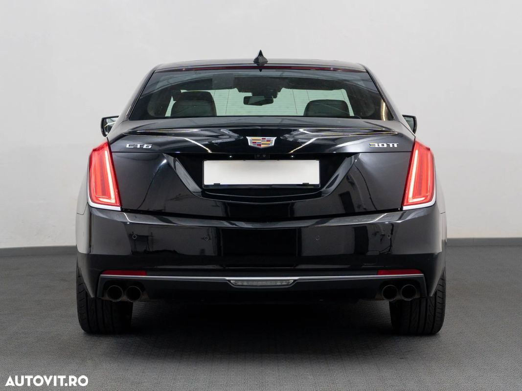 Cadillac CT6 - 5