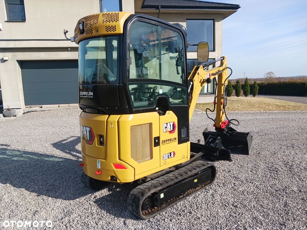 Caterpillar 301.8 - 9