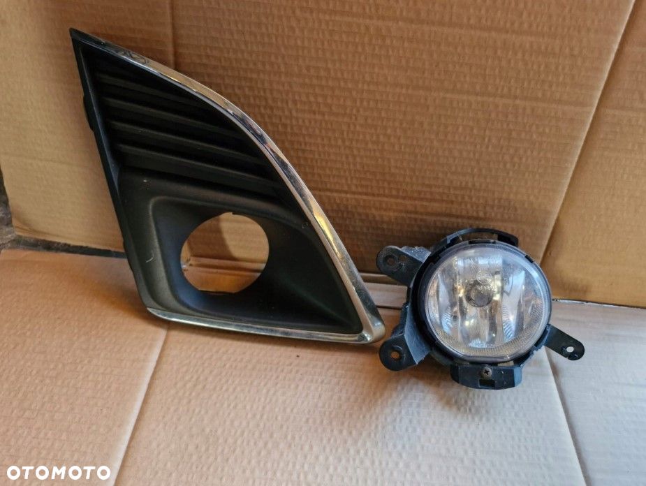 Halogen prawy lewy kratka zderzaka chrom Chevrolet Cruze
