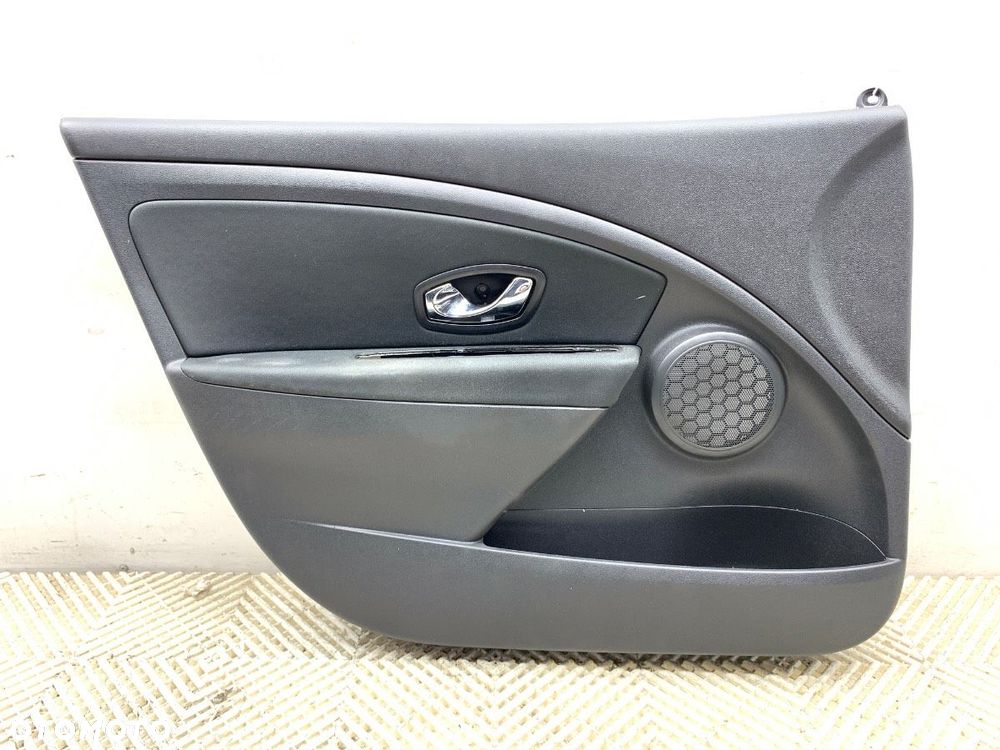 BOCZEK DRZWI LEWY PRZÓD  RENAULT MEGANE III liftback (BZ0/1_, B3_) 2008 - 2022 1.5 dCi (BZ0C) 66 kW - 1