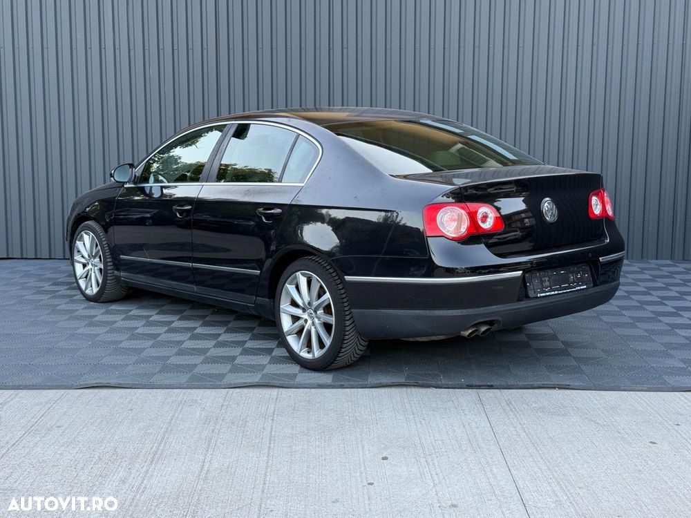 Volkswagen Passat - 4