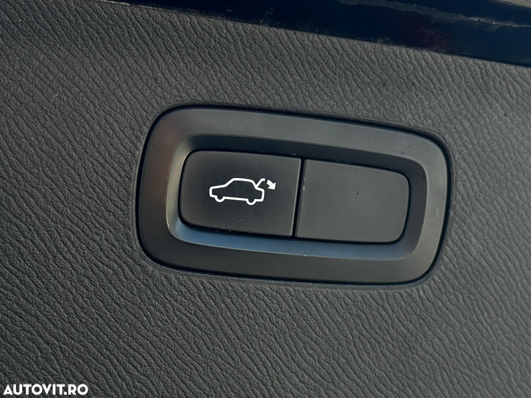 Volvo XC 90 - 25