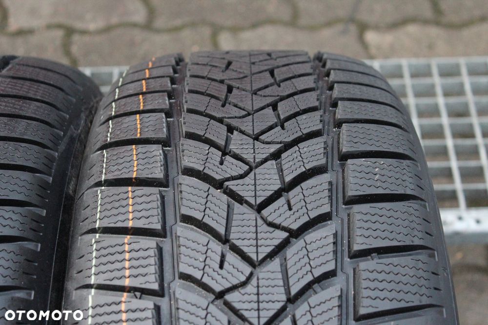 2x 235/50R19 DUNLOP WINTER SPORT 5 SUV 103V 24r - 3
